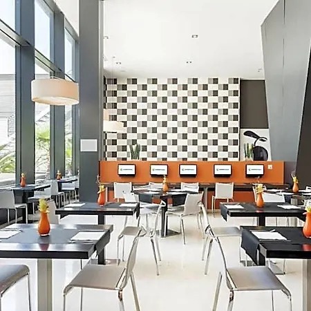 Hotel Ilunion Aqua 3 3*